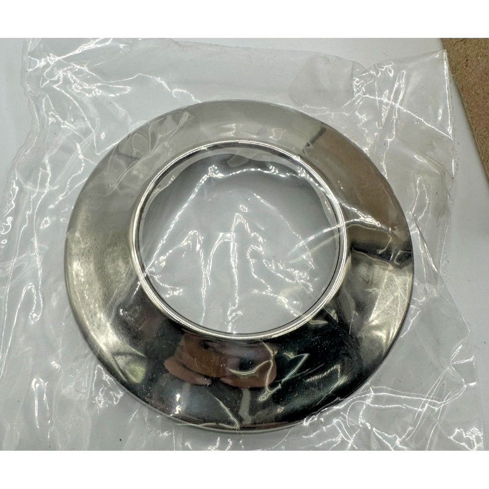 Westbrass R406-05 Low Pattern Flange, Polished Nickel
